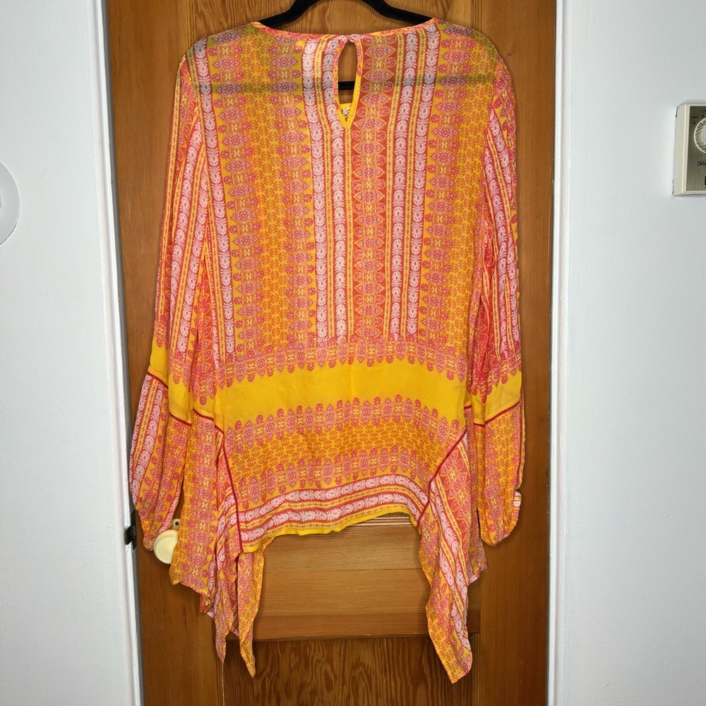 sundance sheer embroidered butterfly hem long sleeve blouse - Picture 3 of 8